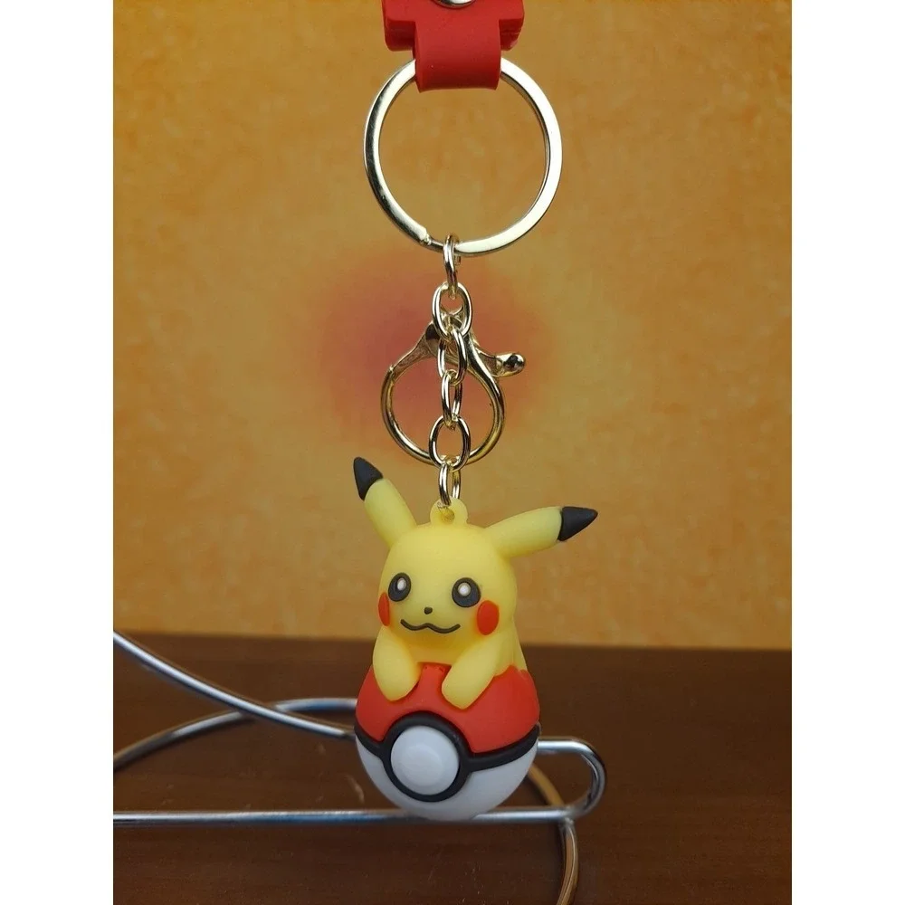 Pokemon Pokeball Keychain‎ Pikachu Riding Pokeball 3D PVC